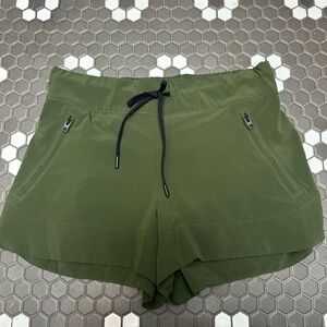 ATHLETA Hudson Board Travel Olive Green Athletic Shorts Sz 2, 2inch